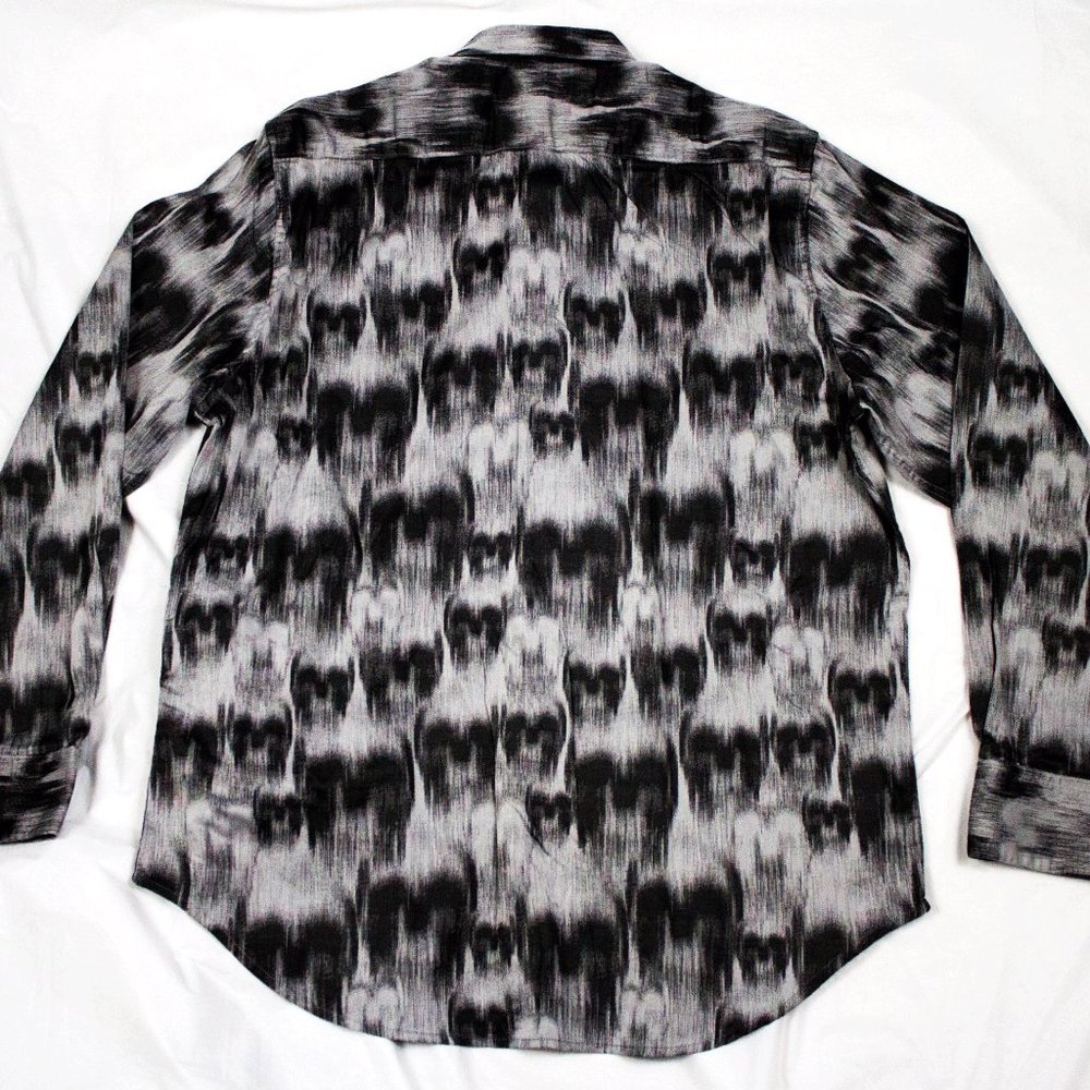 Robert Graham Long Sleeve Button Front Shirt - Picture 7 of 11